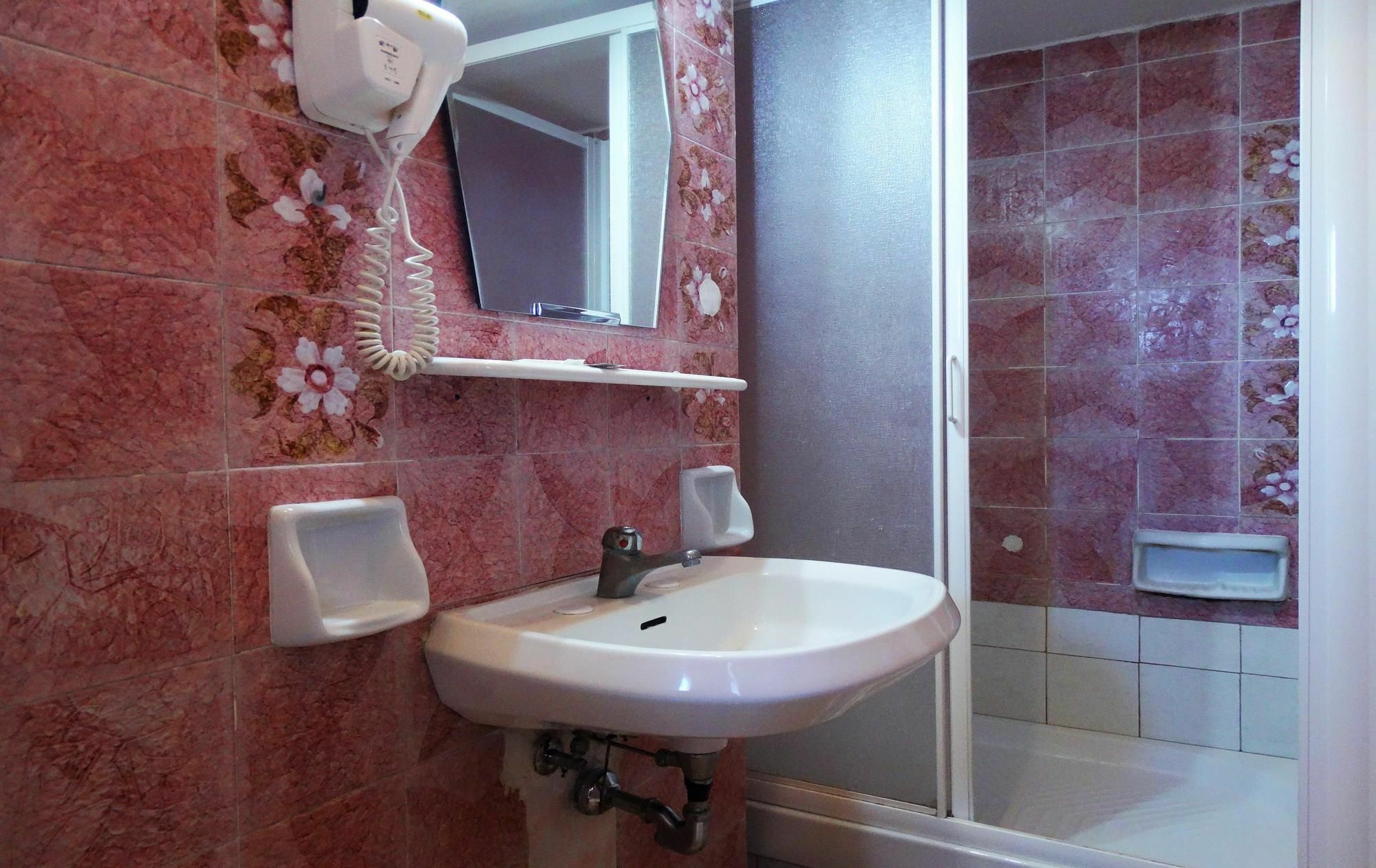 Hotel Cristina Рим Екстериор снимка